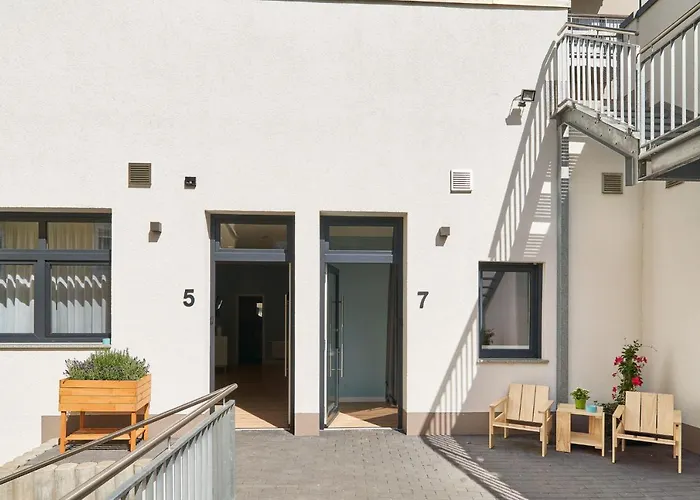 公寓 Innenstadt I Kueche I Wifi I Netflix 莱茵河畔的宾根